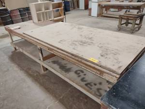 lot 324 image: Table 145x50...