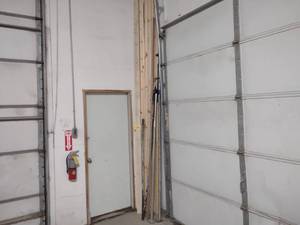 lot 343 image: 2x4s & Cargo Bars...