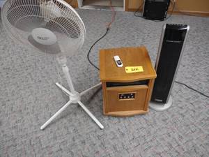 lot 352 image: (2) Heaters & Fan...