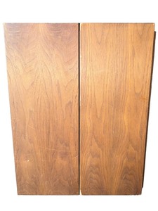 lot 70 image: Realistic NOVA 5 Speakers 2-Way Stereo Pair 40-4030 Walnut Cabinets Vintage