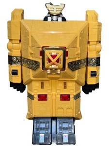 lot 74 image: Vtg Power Rangers Zeo Pyramidas Deluxe Pyramid Carrier Zord 1996 Truly Complete