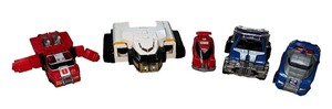 lot 82 image: Vintage 1997 Power Rangers Turbo Megazord And More Lot Of 5