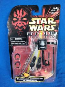lot 77 image: New Star Wars Episode 1 Collectible Underwater Accessory Set with Bubbling Backpack