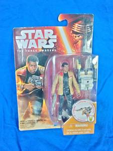 lot 83 image: New Star Wars The Force Awakens Finn (Jakku)