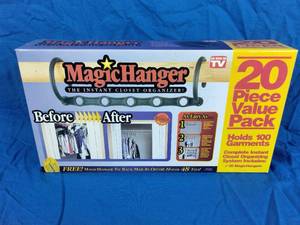 lot 94 image: New 20 Piece Magic Hanger