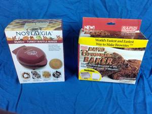 lot 95 image: New Waffle Maker and Brownie Baker