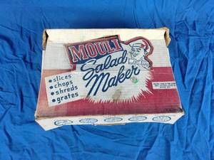 lot 106 image: Vintage Mouli Salad Maker
