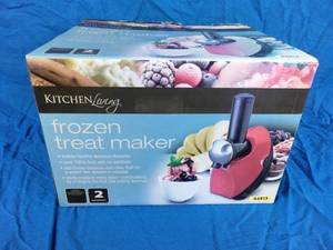 lot 116 image: New Kitchen Living Frozen Treat Maker
