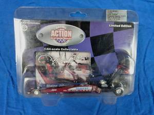 lot 135 image: New Racing Collectables Blaine Johnson