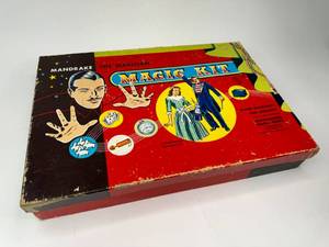 lot 14 image: Vintage 1949 Mandrake The Magician Magic Kit