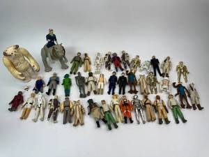 lot 25 image: 42 Original Vintage Star Wars Figure Lot #2