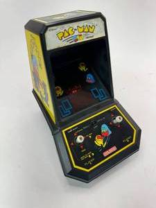 lot 29 image: Vintage Pac-Man Table Top Game