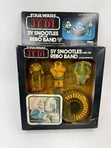 lot 4 image: Vintage Star Wars ROTJ Sy Snootles and the Rebo Band in Box