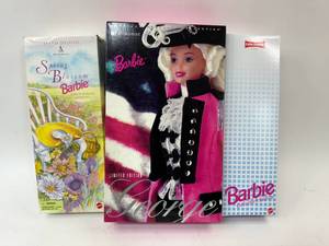 lot 120 image: 1990s Vintage Barbie Doll Lot - FAO Schwarz Exclusive, Little Debbie, Spring Blossom