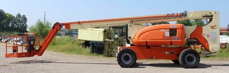 lot 2 image: JLG 800 AJ Articulating Boom Lift With Jeb