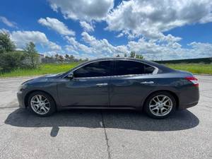 2009 Nissan Maxima 3.5 SV - 2 OWNERS