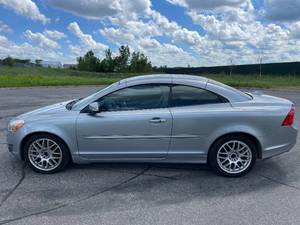 2012 Volvo C70 T5 - 2 OWNERS