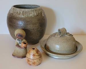 lot 4 image: Pottery lot -Vase, covered dish figurine mini vase