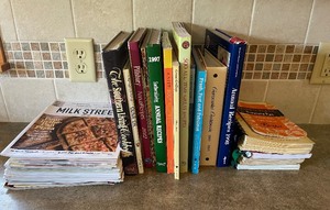 lot 35 image: Cookbook and Cooking Magazine Lot
