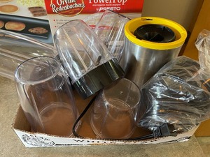 lot 119 image: Kitchen Gadgets-Magic Bullet, Popcorn Maker, Yogurt Maker, Griddle, Grill