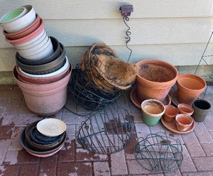 lot 19 image: Large Lot of Planter Pots
