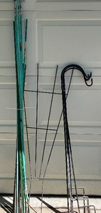 lot 21 image: Lot of Shepards Hooks and Trellis