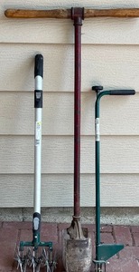 lot 28 image: Post Hole Digger, Cultivator and Weed Puller