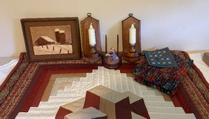 lot 93 image: Quilt and Barn Art Lot