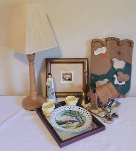 lot 56 image: Cottage and Lamb Lot