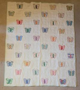 lot 57 image: Butterfly Quilt 62 x 78