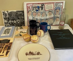 lot 79 image: Albert Lea Memorabilia Lot