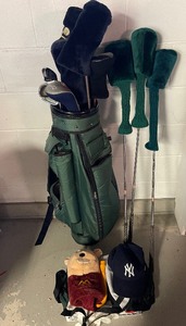 lot 183 image: Golf Clubs with bag and accessories right handed