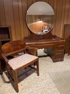 lot 240 image: Antique Vintage Walnut Waterfall Vanity with stoolbench