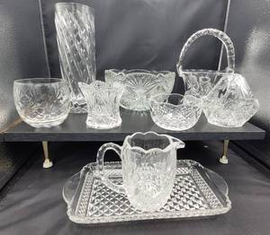 lot 116 image: Crystal Lot Nine Pieces