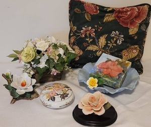 lot 68 image: Limoges Trinket Box and Porcelain Flower Lot