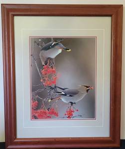 lot 143 image: Bird Decor and Collectibles
