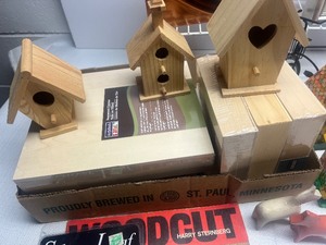 lot 253 image: Wood Craft Lot