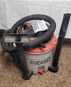 lot 217 image: Rigid WetDry Shop Vac 5.0 12 gallon