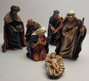 lot 243 image: Resin Nativity Scene