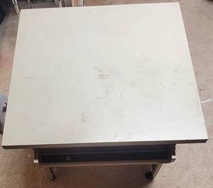 lot 251 image: Metal Work Station on Casters