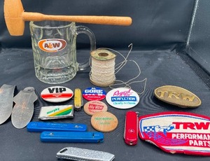 lot 328 image: Vintage Advertising Items Lot