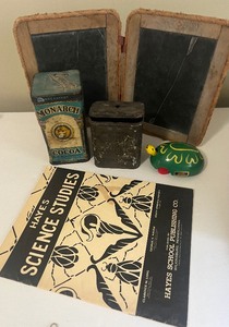 lot 316 image: Vintage School Days Lot -Monarch Breakfast Cocoa Tin