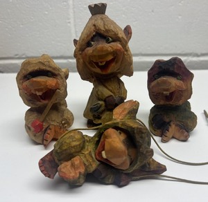 lot 324 image: Henning Trolls Hand Carved Norway