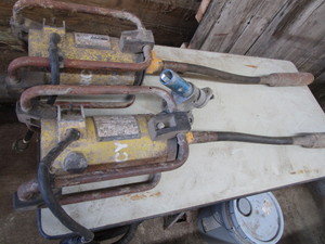 Concrete Vibrators & Float Adjuster