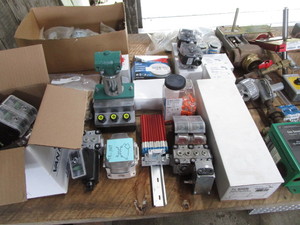 Gas Assembly Components - New