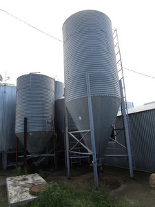 Brock Bushel Bin System