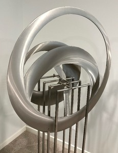 lot 1 image: STILLMAN Abstract Stainless-Steel Sculpture  Abstract Kinetic Sculpture