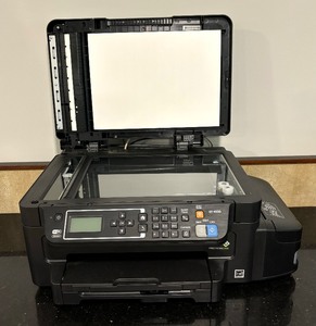 lot 122 image: Epson Printer with New Ink