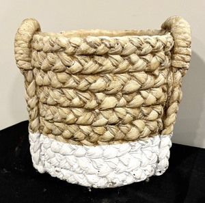 lot 129 image: Two Terrific Planters