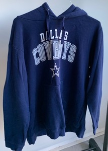 lot 263 image: Collection of Dallas Cowboys Sweatshirts